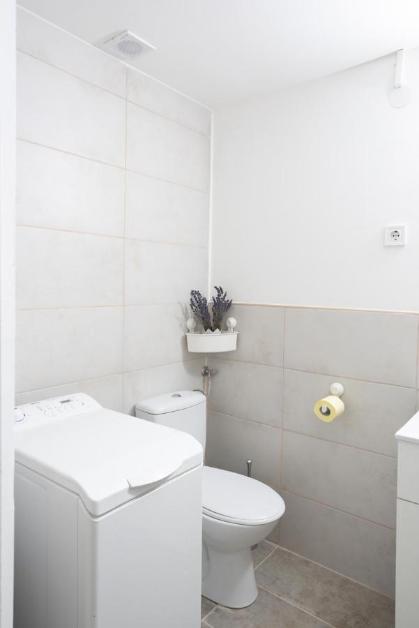 Free Parking - Dob50 Spacious Apartment - 2 Separate Bedroom, 5 People, Ac, Wifi Budapeste Exterior foto