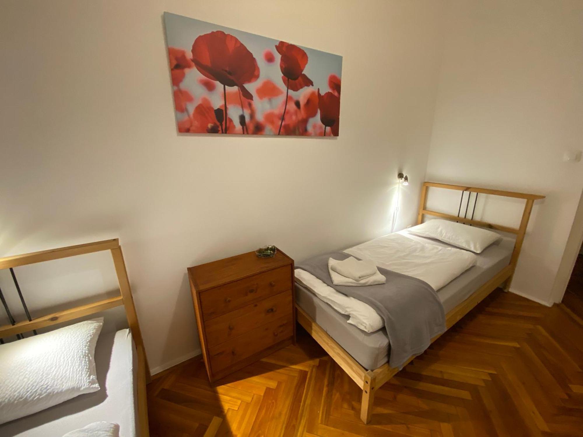 Free Parking - Dob50 Spacious Apartment - 2 Separate Bedroom, 5 People, Ac, Wifi Budapeste Exterior foto
